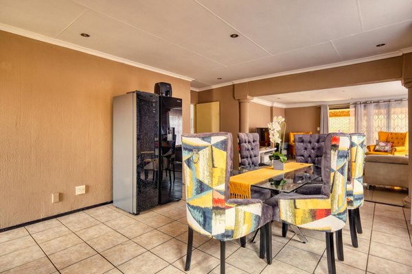 Nachhaltige Heizlösungen für historische Gebäude: Kreative Einbautipps für unzureichend isolierte Altbauten